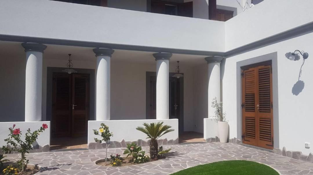 Le 7 Sorelle Lipari  Exteriör bild